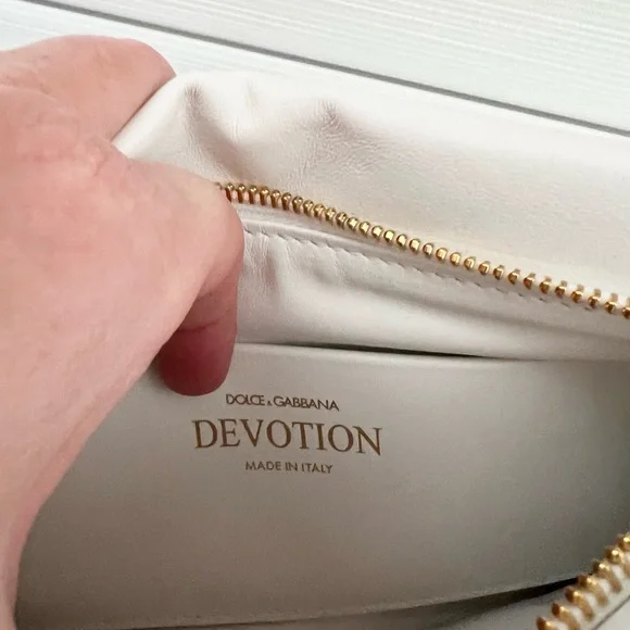 NWT Authentic Dolce & Gabbana Devotion White Leather Heart Bag Gold Chain Pearl - Picture 13 of 14